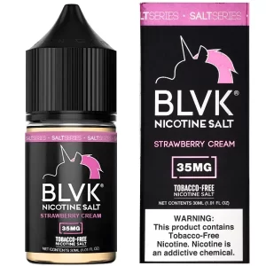 O Juice Vape - Blvk Strawberry Cream faz parte dos produtos da empresa BLVK , criada por quem entende do assunto, o líquido BLVK Unicorn é fabricado no sul da Califórnia, fundada em 2016 por Ray, Wilson e Kidd e se esforça para trazer aos clientes e usuários finais uma experiência de vaporização excepcional. Uma linha premium que traz produtos incríveis, agora na versão Salt Nicotine! Qual o sabor do Juice Vape - Blvk Strawberry Cream - Nic Salt? O juice pega o aroma e sabor de uma deliciosa fatia de shortcake de morango coberta com creme doce e pedaços de biscoito de graham. Especificações do Juice Vape - Blvk Strawberry Cream VG/PG: 50/50 Perfil do Juice: Juice importado dos Estados Unidos Uso Exclusivo para Pod System Tampão resistente à criança Formulação de sais de nicotina A elaboração dos sabores é feita com materiais de alta qualidade e possuem características próprias que as fazem únicas e proporcionam ótimas experiências aos usuários